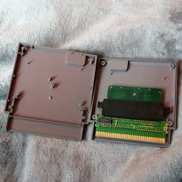 EUC Gyromite video game containing Famicom converter for NES - Picture 4 of 5